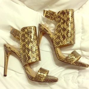 Vince Camuto Snake Skin Heels